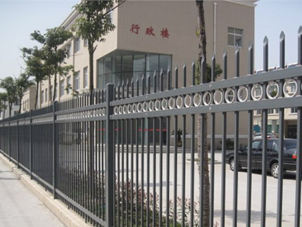 學校圍墻