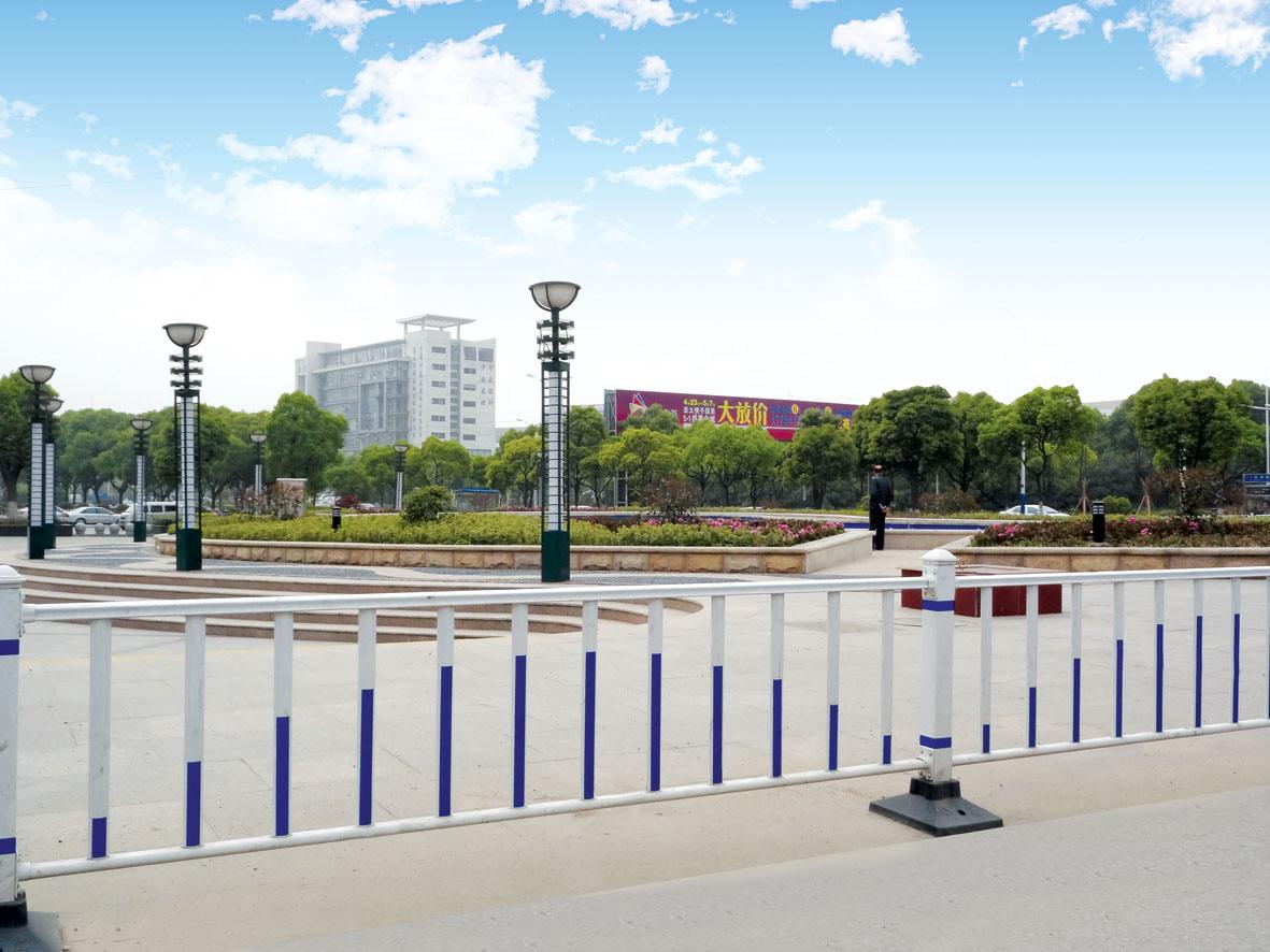道路護欄